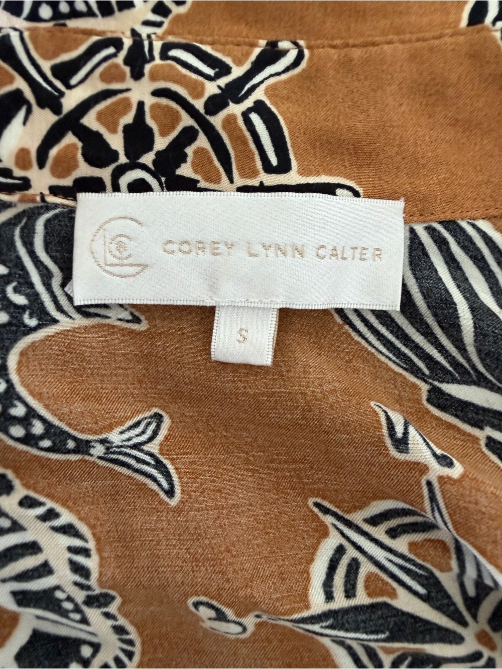 Anthropologie silk Rust Brown Printed Button-Up Coverup - Picture 3 of 3